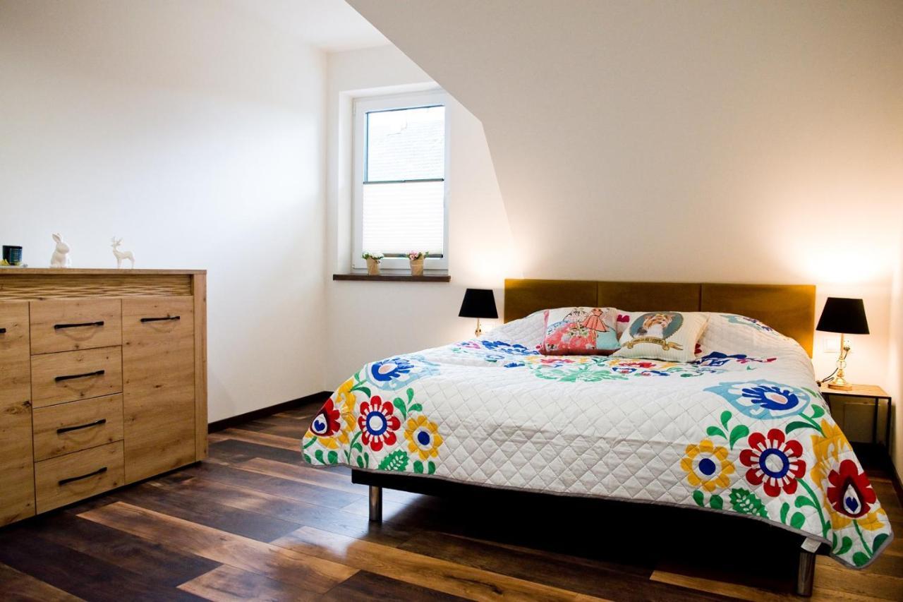 Apartamenty Dluga ノヴィ・タルク エクステリア 写真