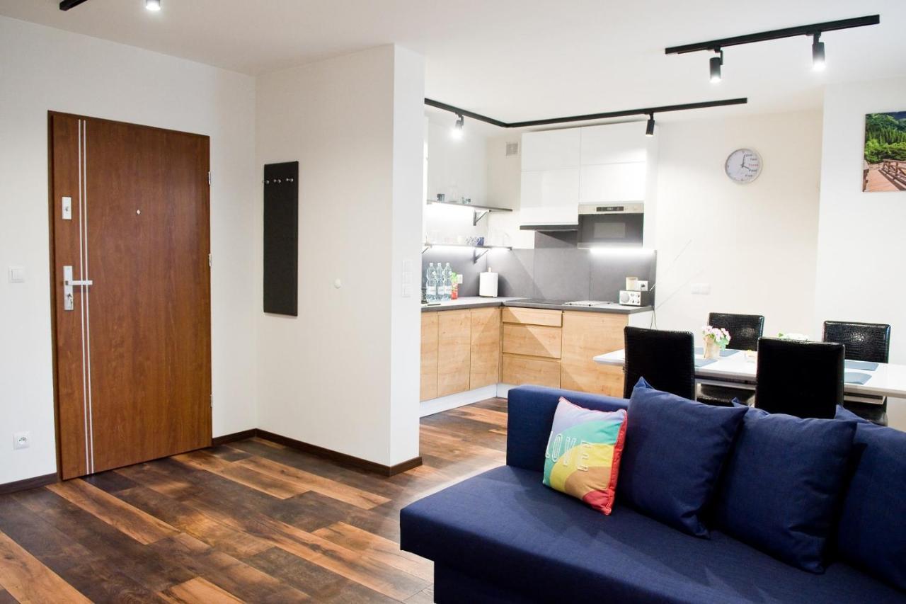 Apartamenty Dluga ノヴィ・タルク エクステリア 写真