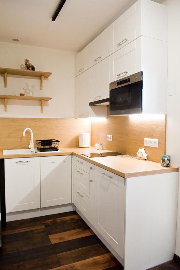 Apartamenty Dluga ノヴィ・タルク エクステリア 写真